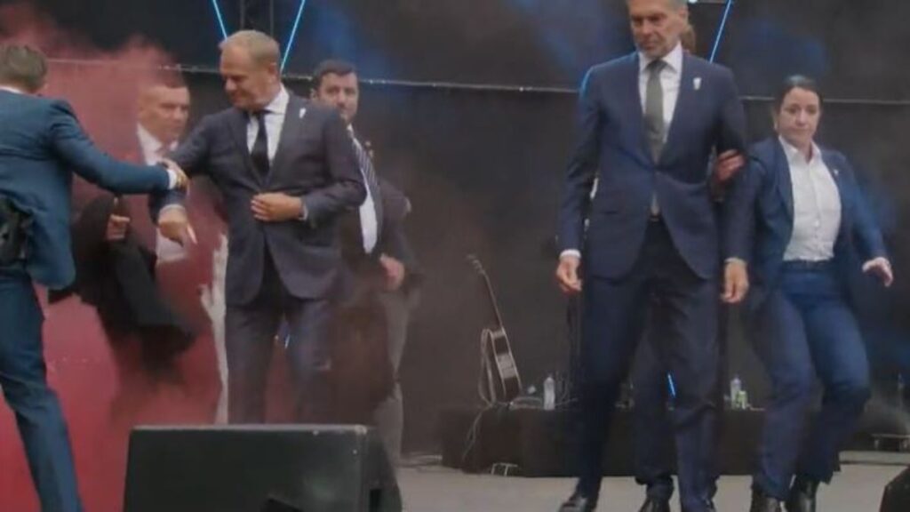 Chwile niepokoju podczas wizyty Donalda Tuska w Holandii: Interweniowała ochrona
