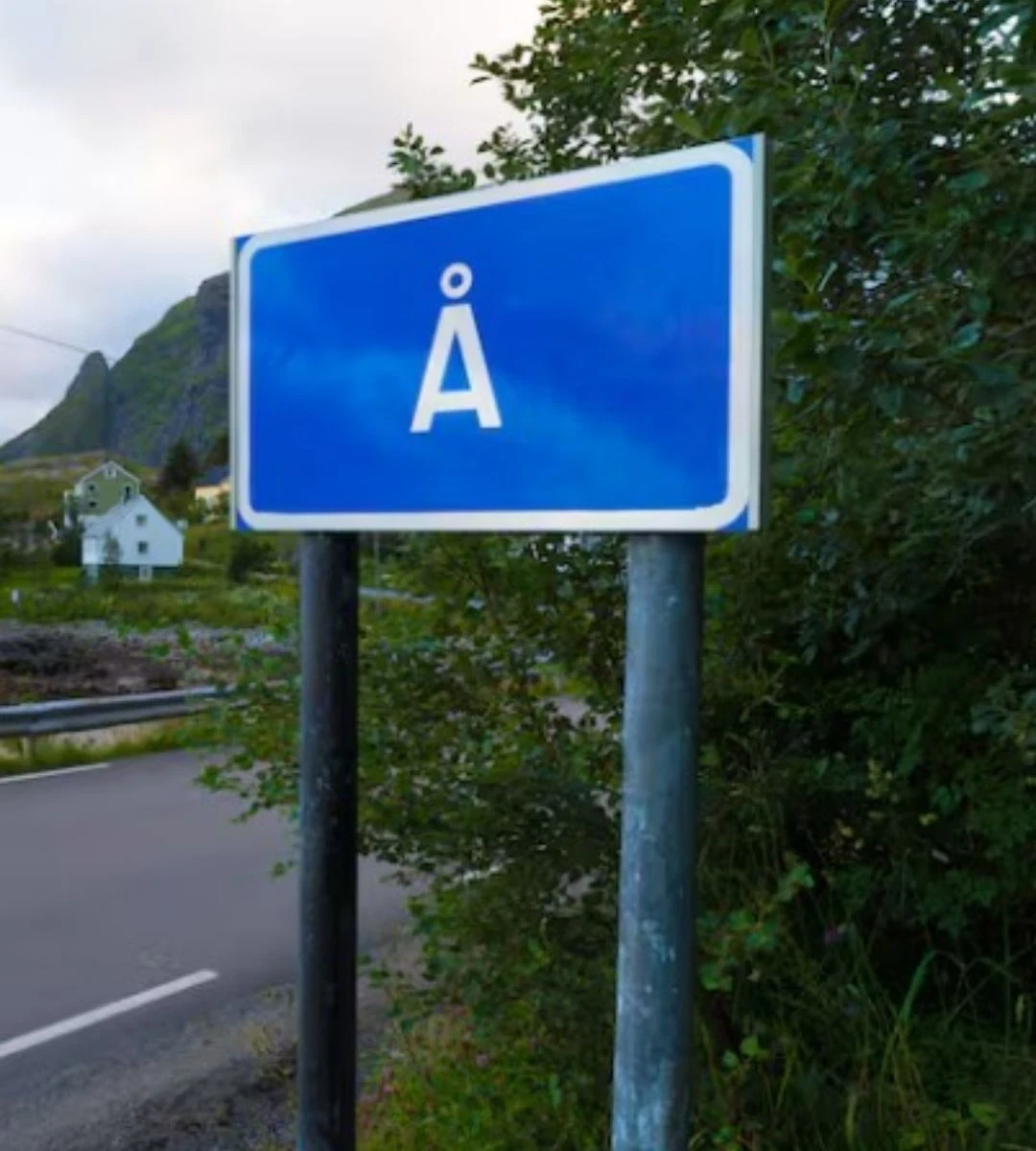 Rekordowo krótkie nazwy miejscowości w Europie Foto: Tablica z miejscowości z Norwegii