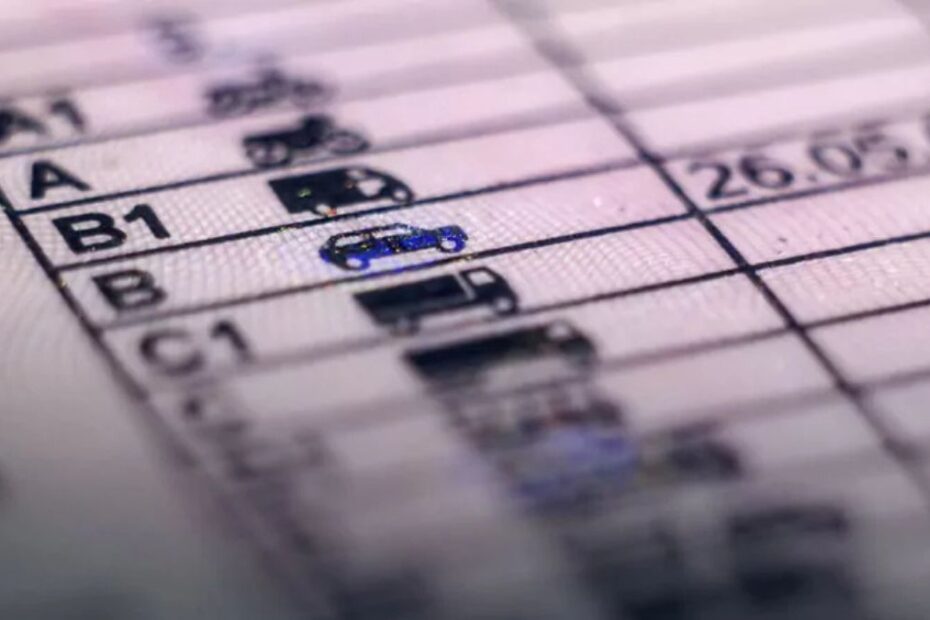 Polskie prawo jazdy w Holandii. Kiedy trzeba je wymienić?