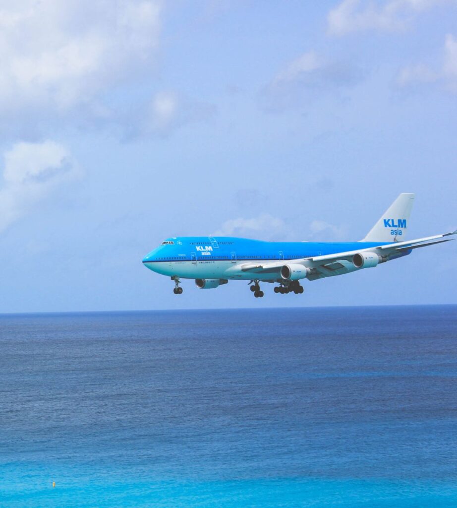 Ponad 250 pasażerów linii KLM utknęło na Karaibach Foto: samolot linii KLM