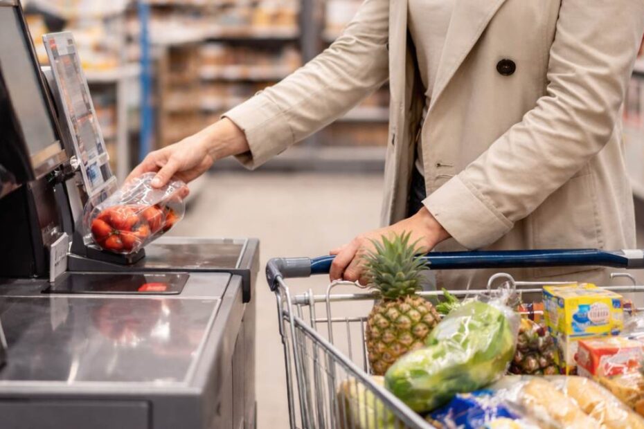 Kradzież w sklepie przy kasach samoobsługowych