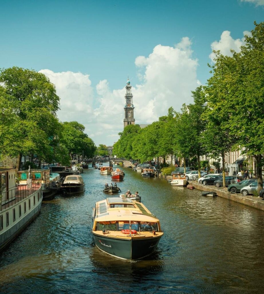 Rejs po kanałach Amsterdamu