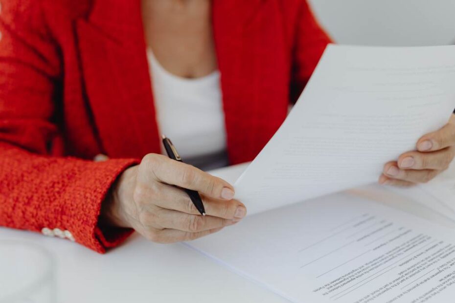 Umowa o pracę w Holandii 2026