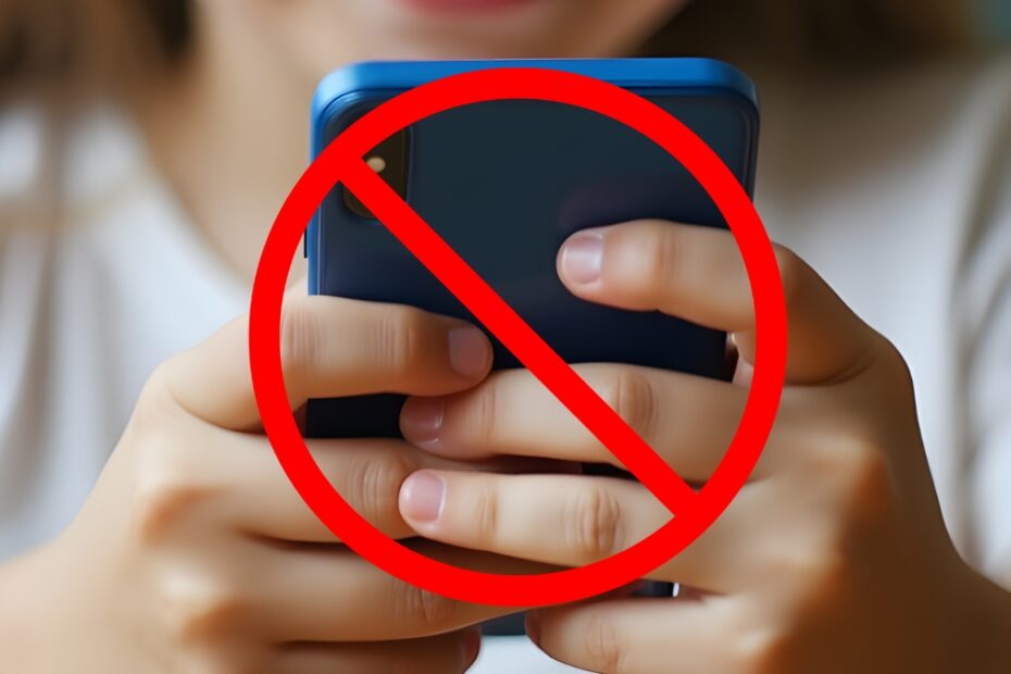 Zakaz smartfonów w szkołach w Holandii? Rodzice coraz bardziej stanowczy