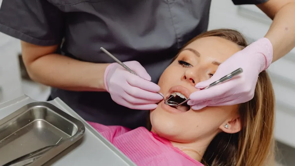 Wizyta u dentysty zakończyła się operacją głowy
