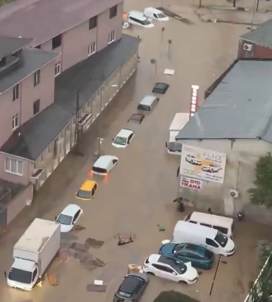 Katastrofalna powódź w Stambule