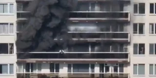 Blok mieszkalny objęty pożarem w Antwerpii